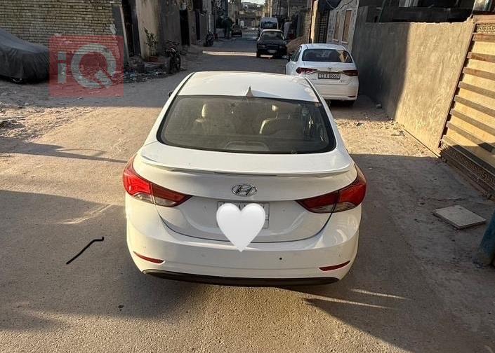 هیوندای ئەلەنترا